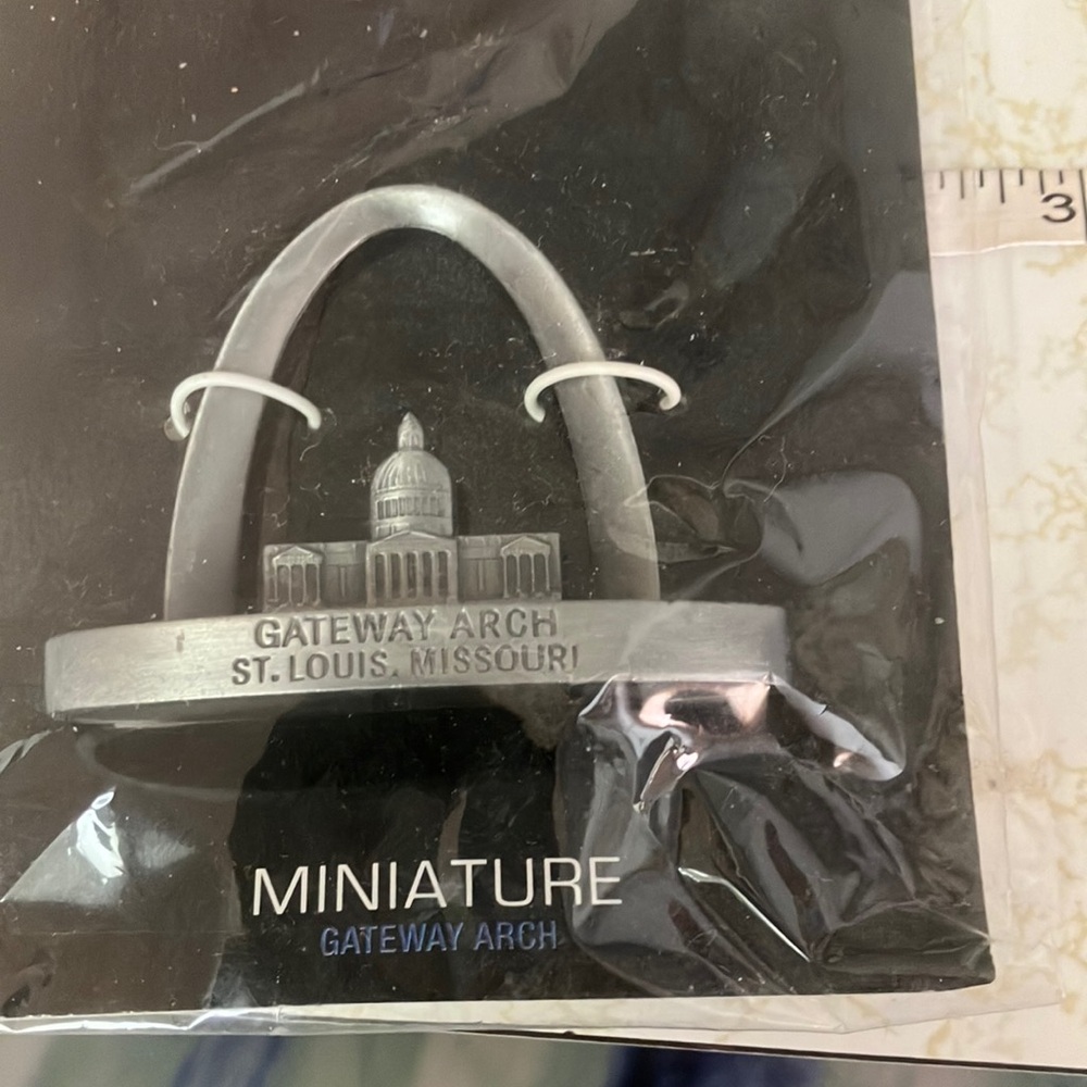Gateway Arch Miniature Souvenir